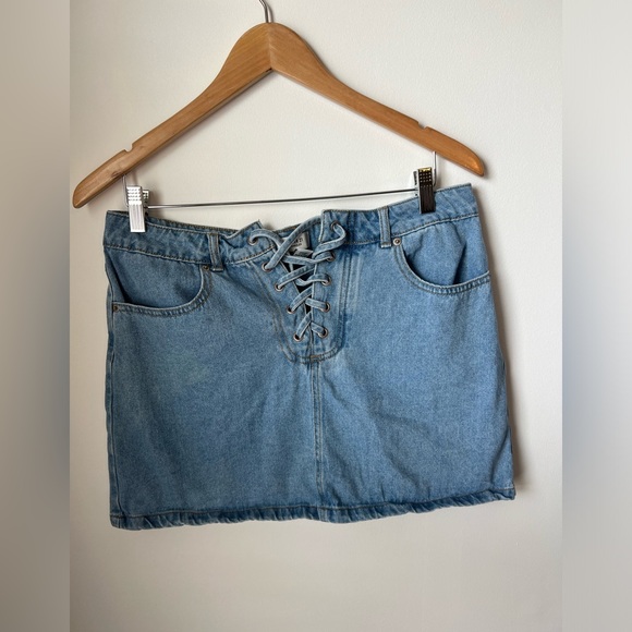 Forever 21 Dresses & Skirts - Forever 21 Lace Up Light to Medium Wash Denim High Rise Mini Skirt Size 30 large